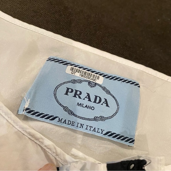 Prada White Poplin Surplice Smocked Waist Black Ruffle Dress Size IT 42- US 6 - Picture 9 of 12